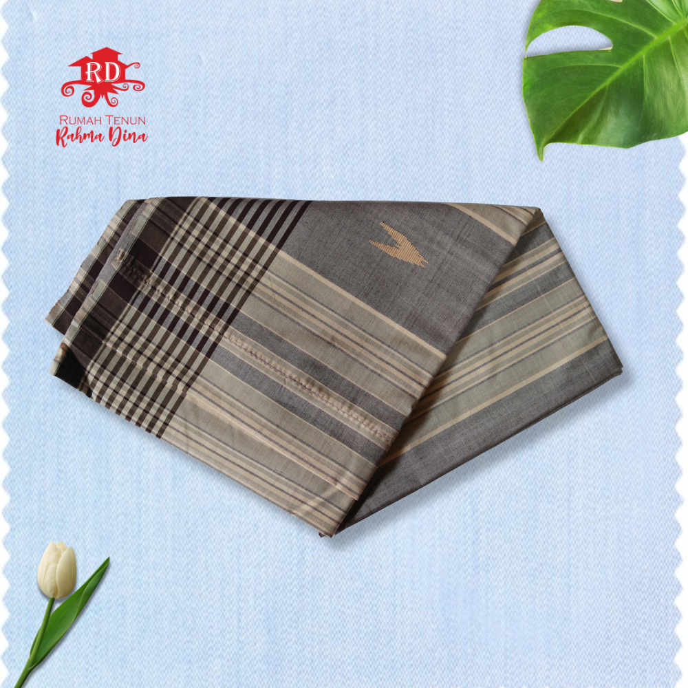Sarung Tenun Motif Pucuk Rebung